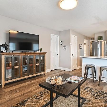 Heart Of Westport 1Br Villa Kansas City Exterior foto